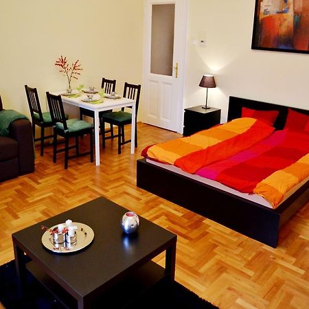 Caesar Apartman Budapesta Cameră foto